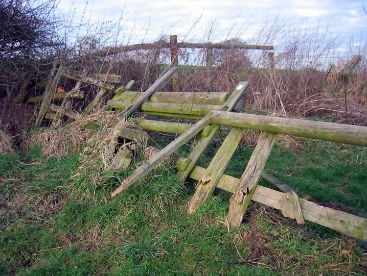 Photograph: 2007: Collapsed fence and stile